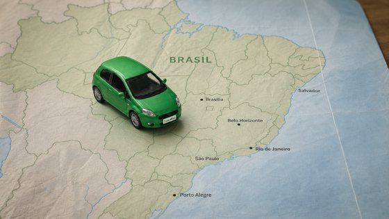 foto-carrinho-mapa-brasil-divisoes-estaduais-1920x1080